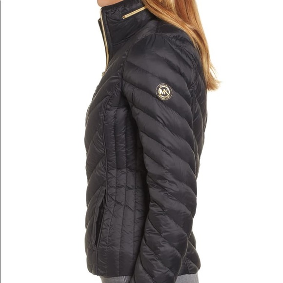 MICHAEL Michael Kors Jackets & Blazers - 🔥SALE🔥 Michael Kors Packable Down Jacket